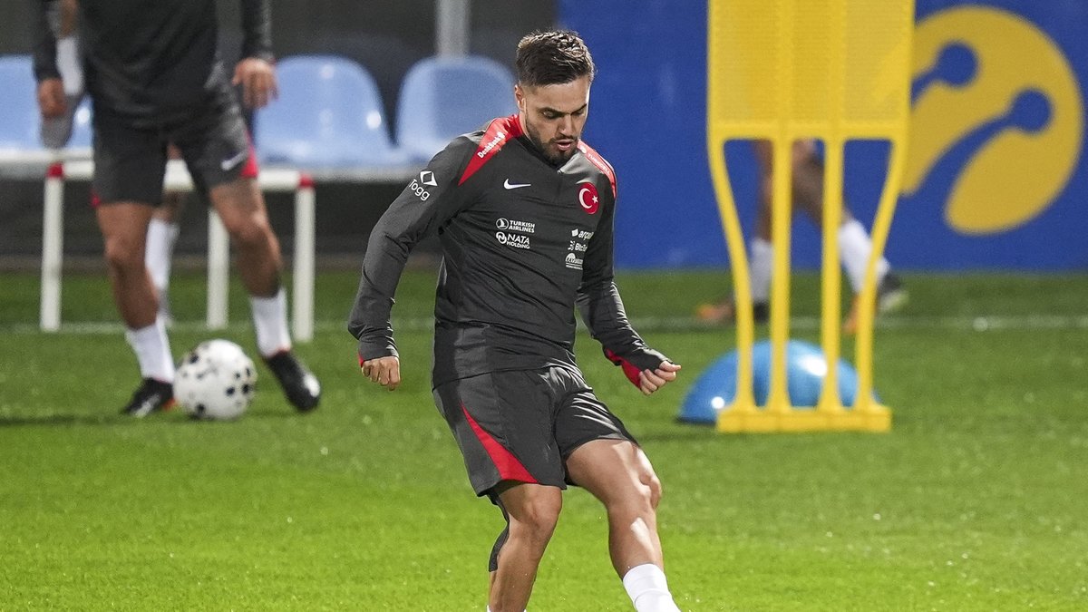 Trabzonspor'da Yusuf Sarı gelişmesi! Temaslar başladı