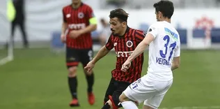 Vedat Muric’ten altın gol