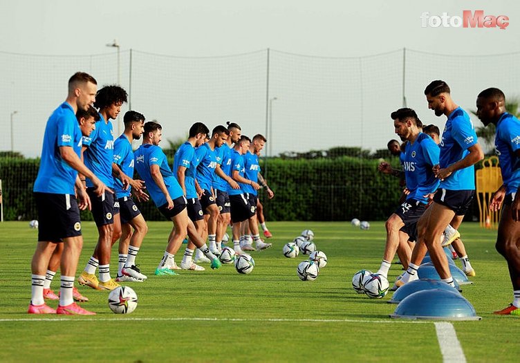 Son dakika transfer haberleri: Fenerbahçe'de 4 isim yolcu! Vitor Pereira kararını verdi