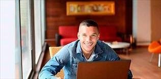 Almanya'da takım satın aldı