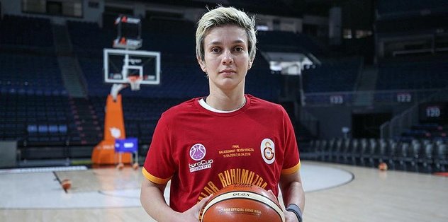 Işıl G.Saray’da!