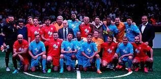 Alkışlar yıldızlara