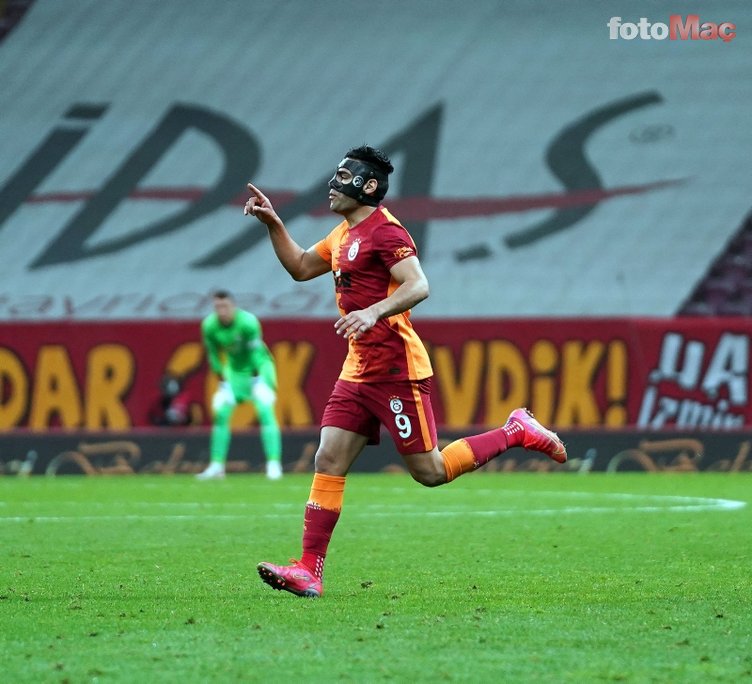 Son dakika spor haberleri: Galatasaray'dan ayrılacak mı? Radamel Falcao resmen açıkladı