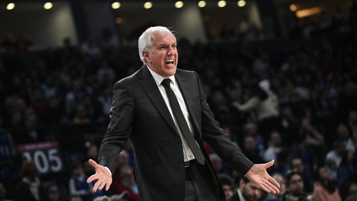 Obradovic için imza töreni düzenlendi