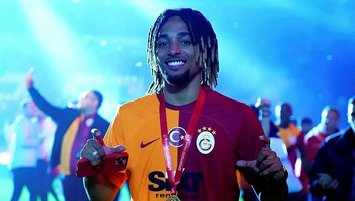 Sacha Boey zirvesi! Yetki istedi