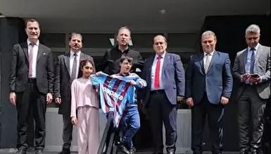 84 öğrenciye forma