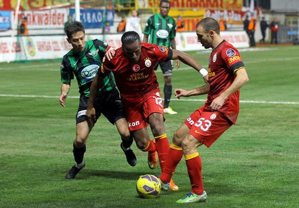 İşte Akhisar Belediyespor - Galatasaray maçının geyikleri