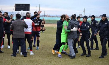 Aksaray'da amatör maç sonrası futbolcular kavga etti
