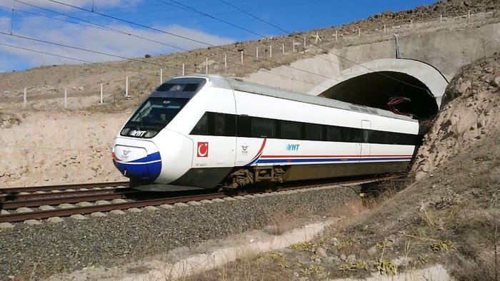 yht-tren-bileti-fiyatlari-2022-yuksek-hizli-tren-biletleri-ankara-istanbul-ankara-konya-konya-istanbul-fiyat-l-1663669248892.jpg