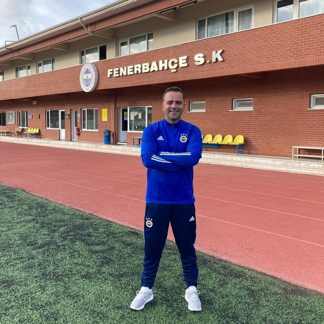 Semih Senturk Kimdir