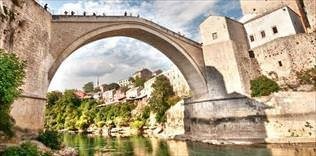 Bosna'da tarihi atlayış