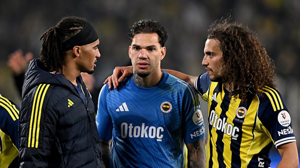 Fenerbahçe'de maç sonu Ederson'a ıslıklı tepki!