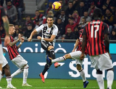 Milan - Juventus maçında ortalık karıştı!