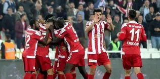 Yeni lider Sivasspor