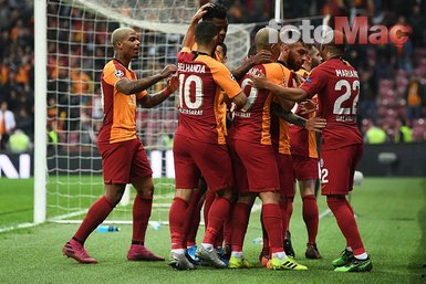 Galatasaray’ın yıldızı taraftarı çıldırttı: Dünyanın en boş orta sahası!