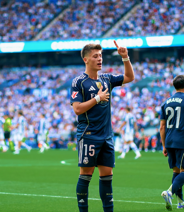 golden-boy-adaylari-aciklandi-mi-4-milli-yildiz-listede-golden-boy-adaylari-arasinda-hangi-turk-futbolcular-va-1758368439331.png Arda Güler