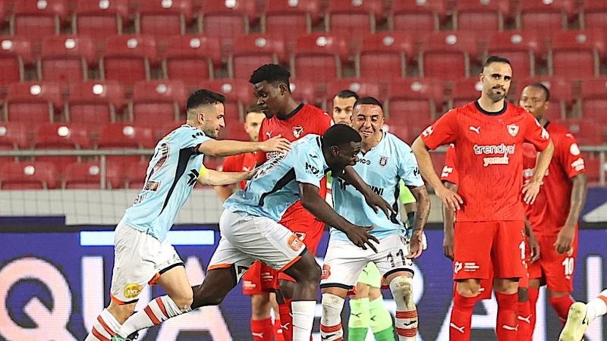 Hatayspor Başakşehir: 1-2 | MAÇ SONUCU - ÖZET