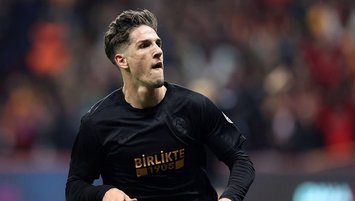 Gözü kulağı İstanbul’da