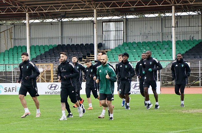 kocaelispor-besiktas-maci-canli-ne-zaman-saat-kacta-hangi-kanalda-1770275803951.jpeg Kocaelispor-Beşiktaş maçı detayları!