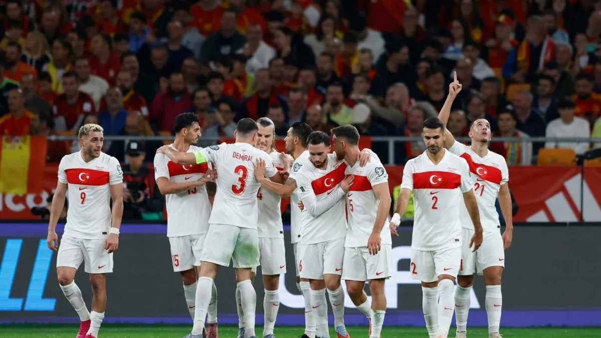 Fenerbahçe'den transferde dev çalım! Galatasaray ve Trabzonspor peşindeydi