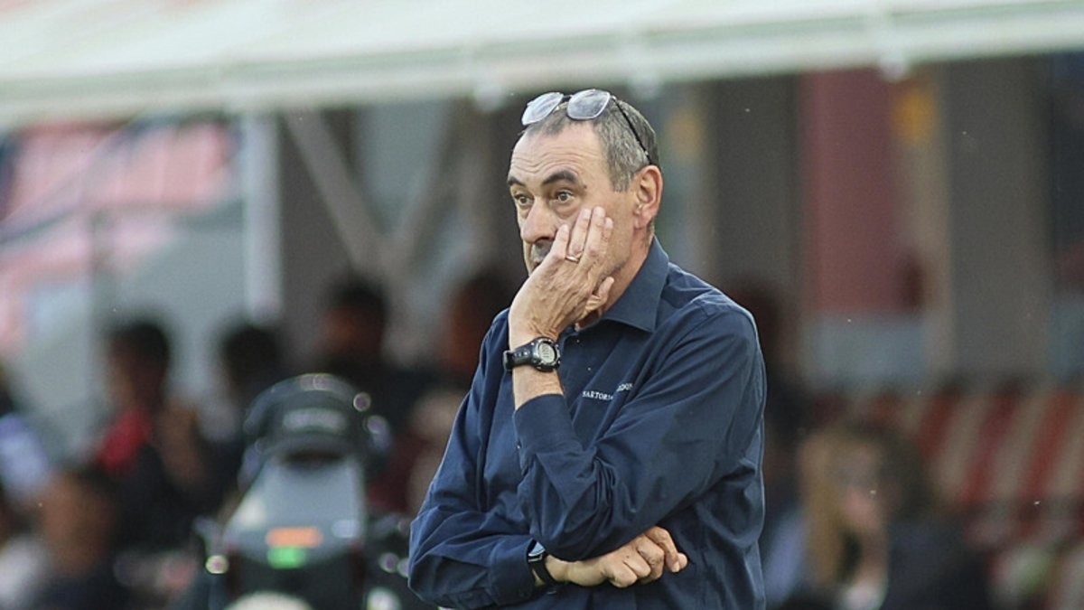 Fenerbahçe için sürpriz iddia! Sarri gündemde ancak...