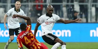 Atiba Hutchinson farkı!