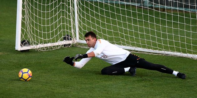 Roma'dan rahatlatan açıklama: Muslera ile ilgimiz yok!