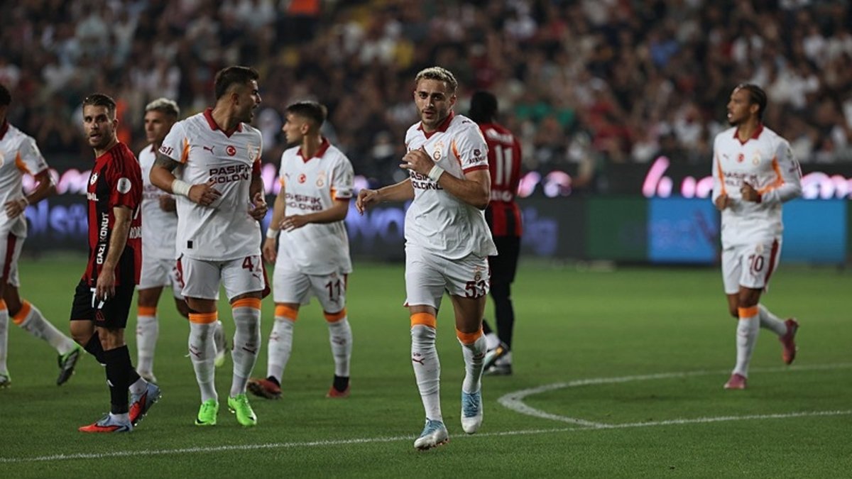 Galatasaray lehine 2 kez penaltı kararı! İşte o pozisyonlar Galatasaray lehine 2 kez penaltı kararı! İşte o pozisyonlar