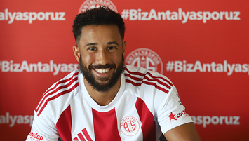 Antalyaspor Townsend ile imzaladı!