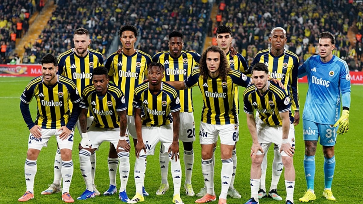 Fenerbahçe'de sıcak gelişme! Eski takımına geri dönüyor