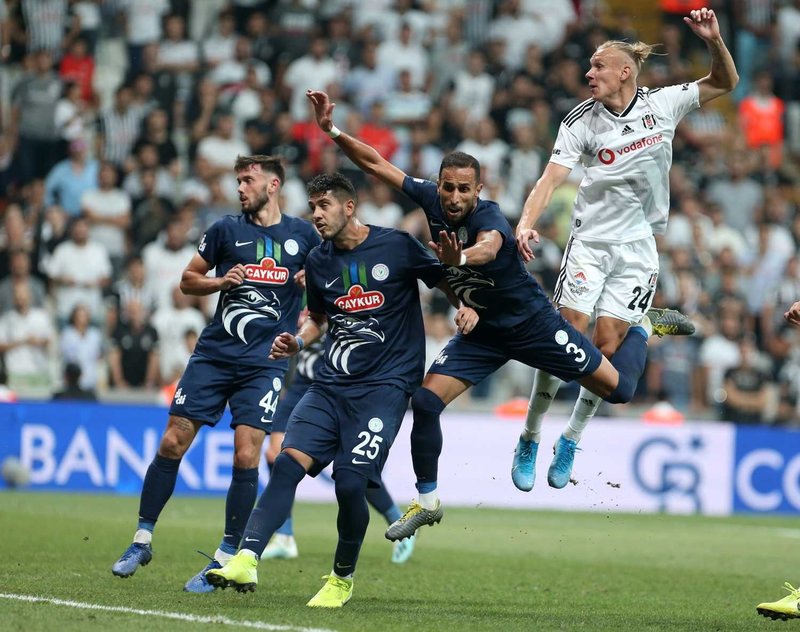 besiktas-caykur-rizespor-maci-ne-zaman-saat-kacta-ve-hangi-kanalda-1766206437378.jpeg Beşiktaş-Rizespor maçı nasıl, nereden izlenir