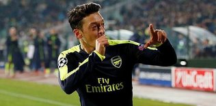 Mesut Özil'in çubuklu aşkı