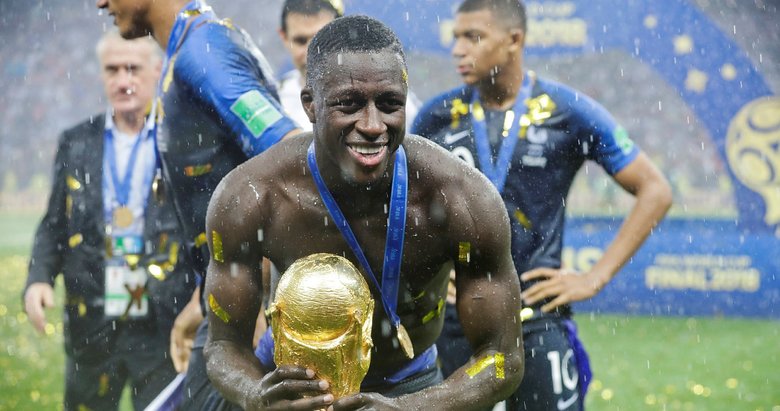 Mendy’den 9 maçta Dünya Kupası ve Premier Lig şampiyonluğu