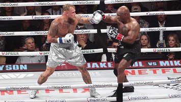 Asrın maçında Tyson Jake Paul’a kaybetti