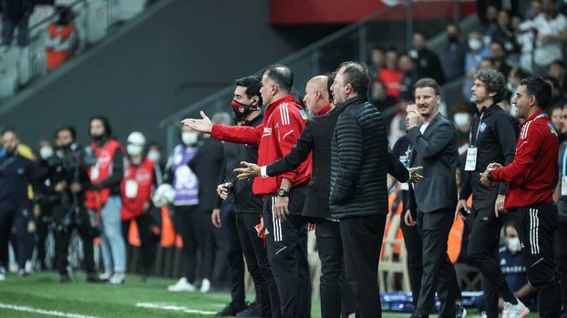 Beşiktaş'ta büyük tehlike! Salih Uçan, Kenan Karaman ve Gökhan Töre oyuna girince...