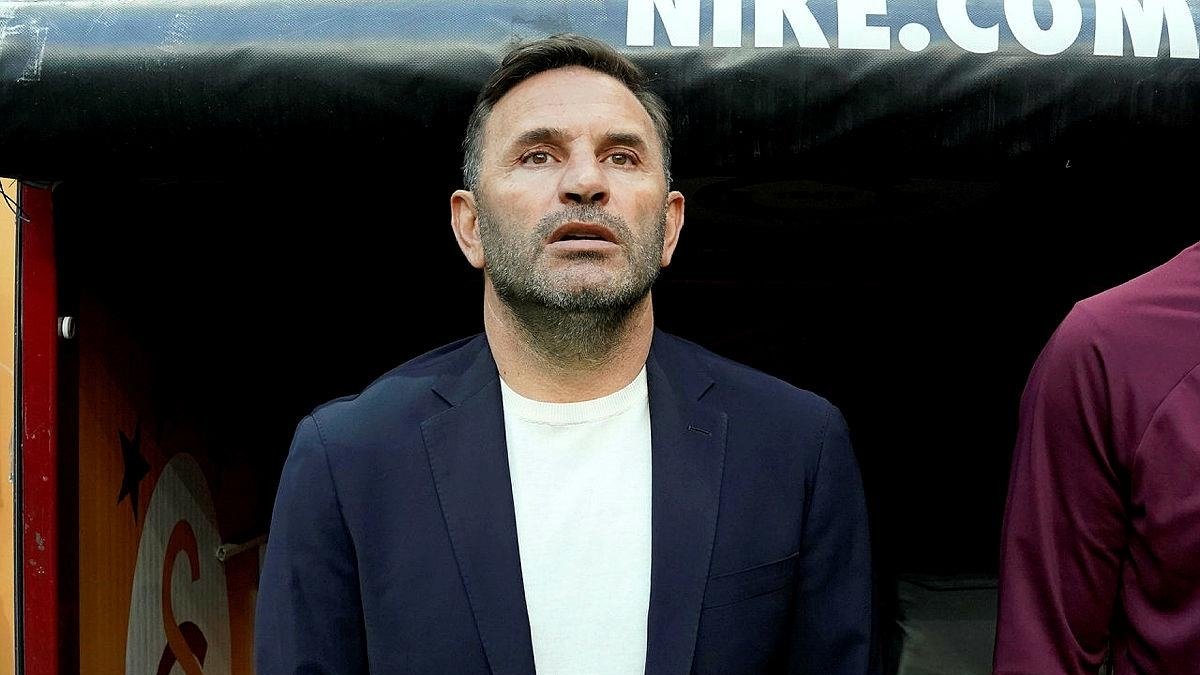 Galatasaray'da Okan Buruk'tan sürpriz karar! Fenerbahçe derbisinde o yıldıza kesik Galatasaray'da Okan Buruk'tan sürpriz karar! Fenerbahçe derbisinde o yıldıza kesik