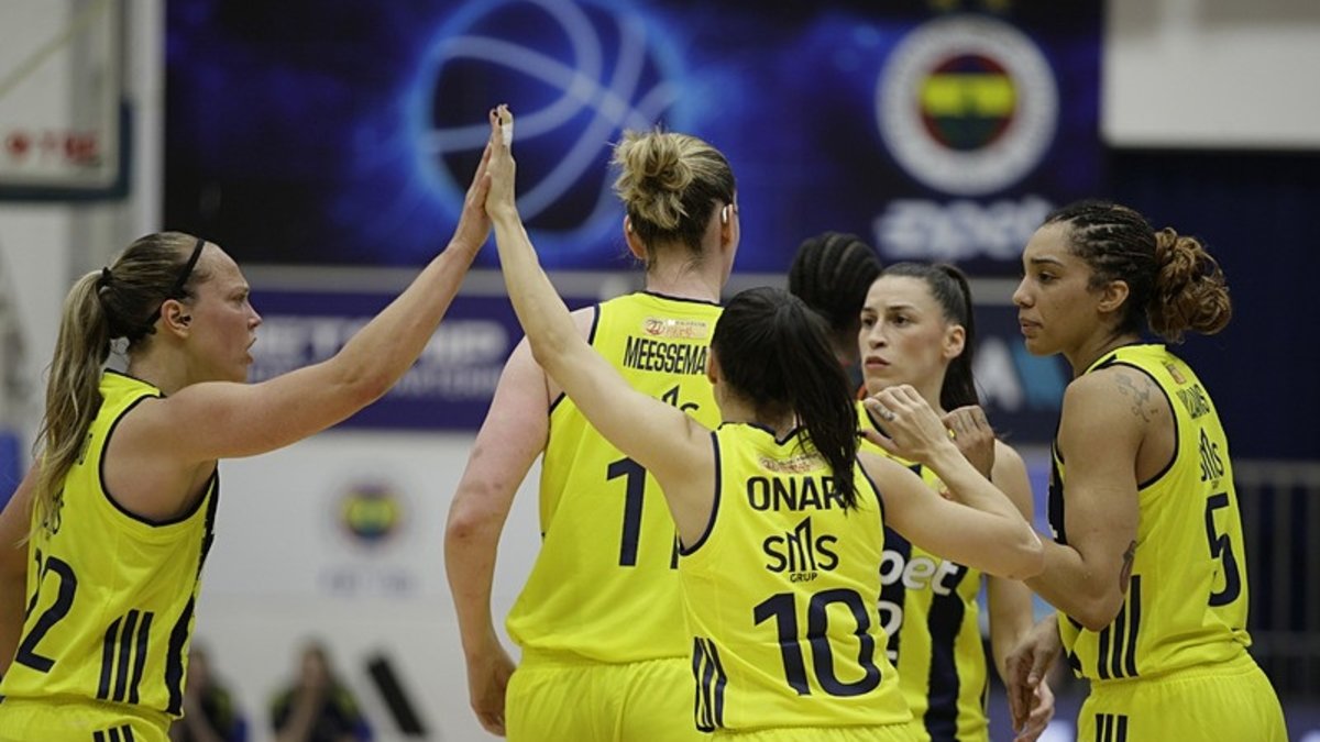 Fenerbahçe Opet yarı finaller birinci maçında kazandı!