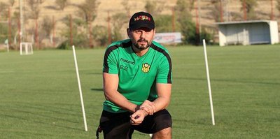 Evkur Yeni Malatyaspor Teknik Direktörü Erol Bulut: "VAR, Anadolu kulüpleri için iyi bir şey"