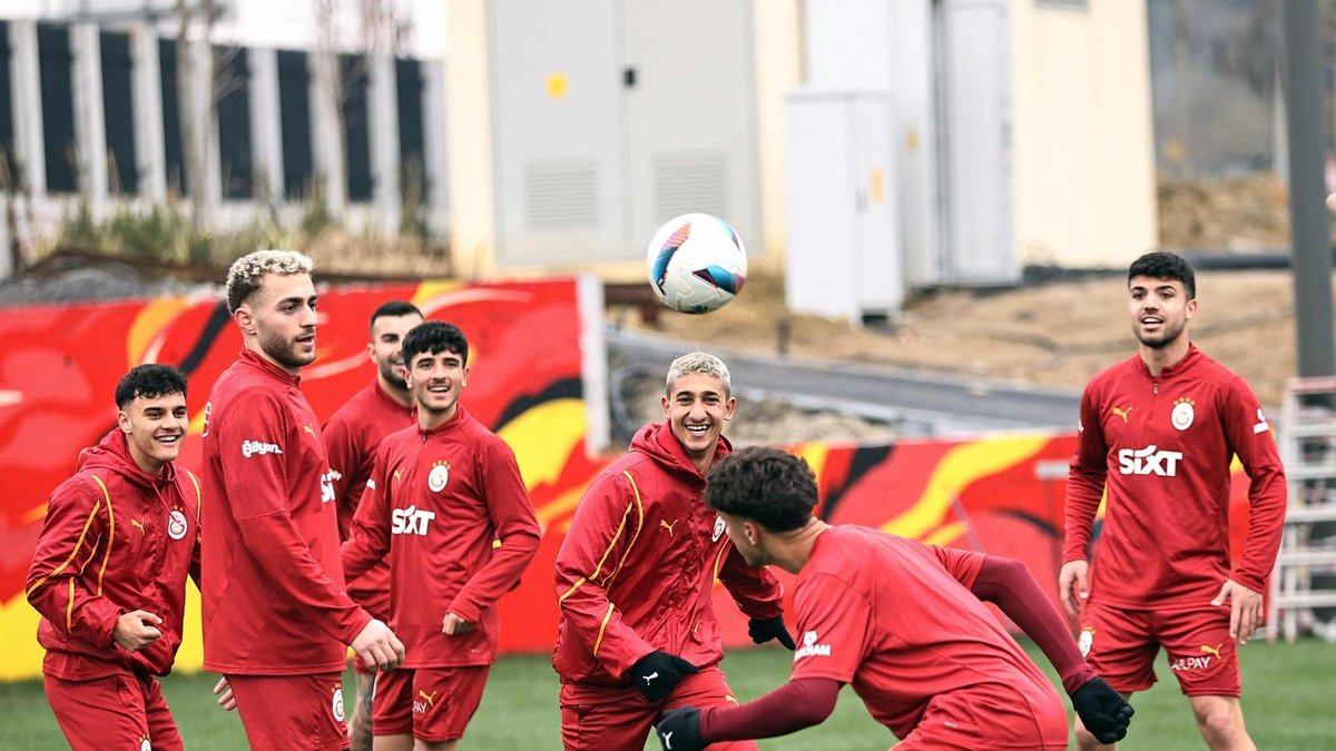 Galatasaray'ın Kasımpaşa mesaisi başladı