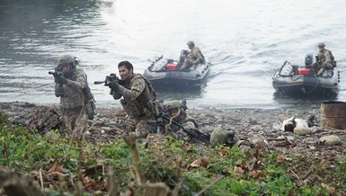 AL SANCAK 1. BÖLÜM İZLE | TRT 1 Al Sancak yeni bölüm izle! - Al Sancak TEK PARÇA FULL HD İZLE