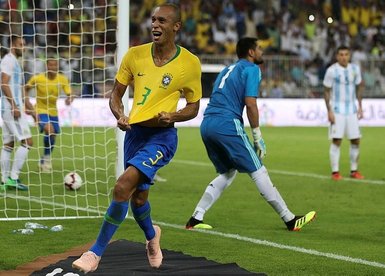 Danilo’nun gözyaşları Brezilya - Arjantin maçının önüne geçti!