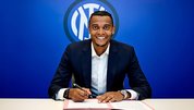 Akanji Inter’e gitti