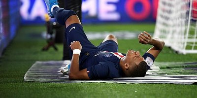 PSG'de Mbappe 4 Cavani 3 hafta yok