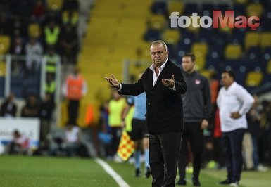 Galatasaray teknik heyetinden flaş itiraf! ’Aldandık’