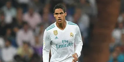 Real Madrid, Varane ile sözleşme yeniledi