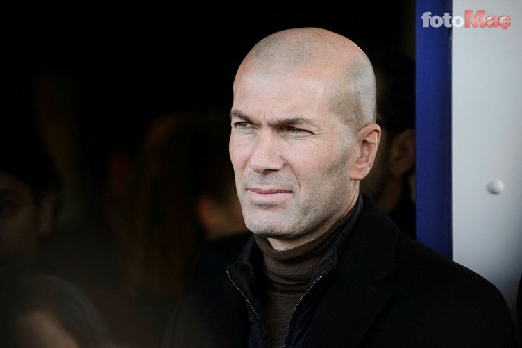Zinedine Zidane saç ektirmek için İstanbul'a geldi!