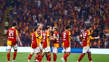 Aslan tarih yazmak için sahada! İşte Buruk'un 11'i
