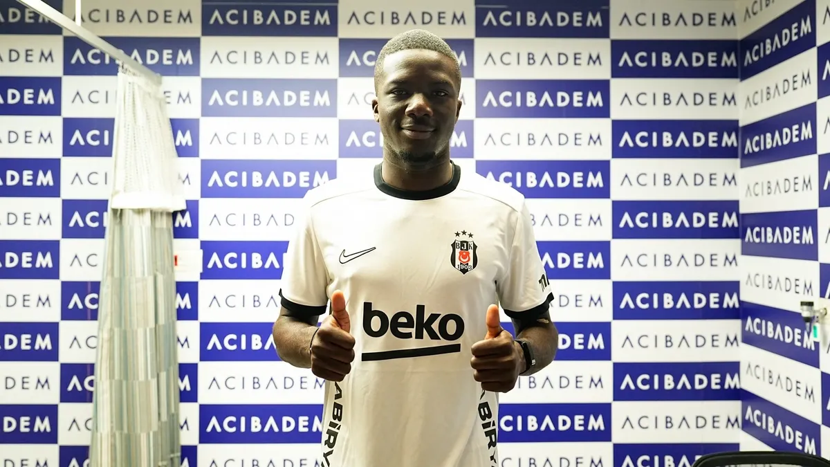 Beşiktaş'ın yeni transferi Kassoum Ouattara sağlık kontrolünden geçti