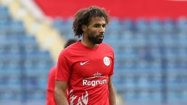 Antalyaspor’da Sangare formasına kavuştu
