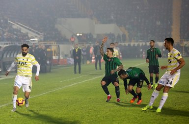 Akhisarspor - Fenerbahçe maçından kareler!